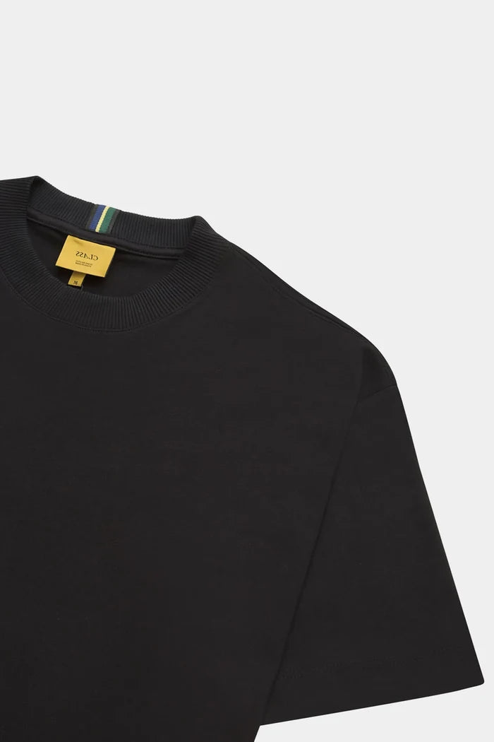 Camiseta Class Premium Class Local Studios (Black) - Four Street
