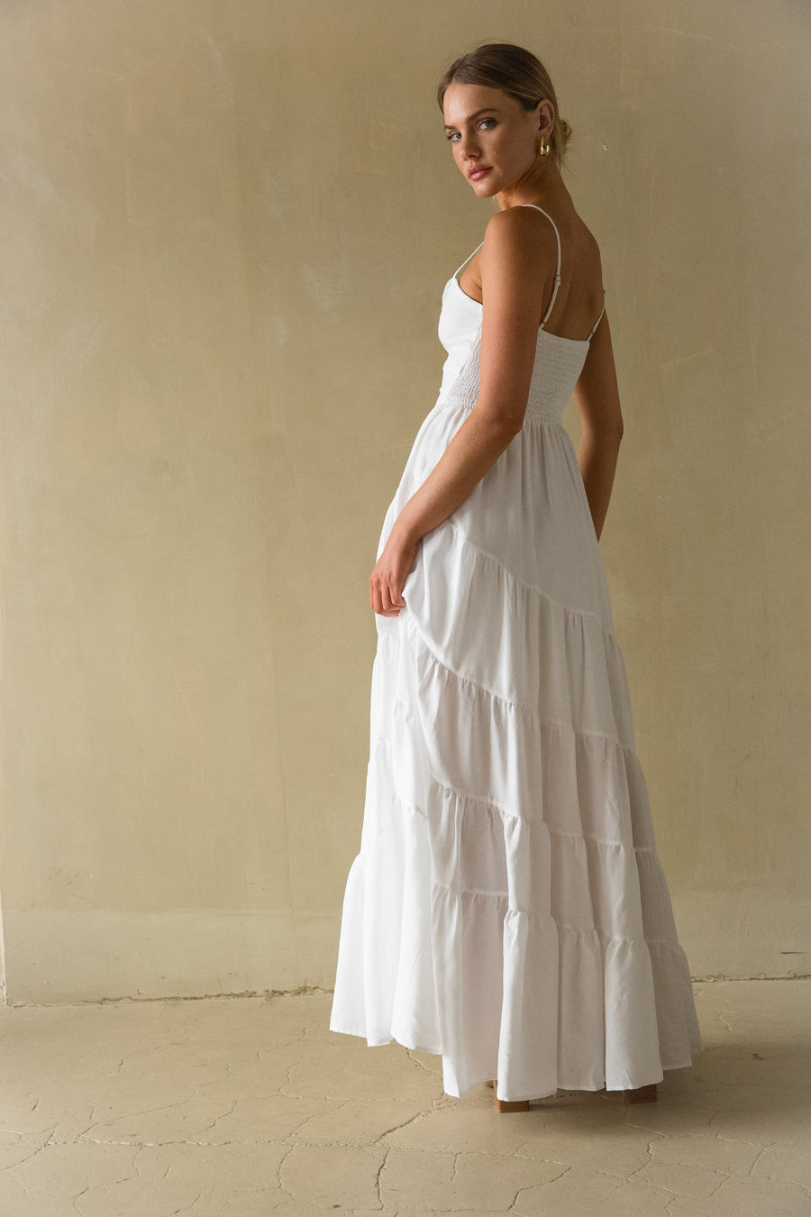 Donna Twist Front Maxi Dress