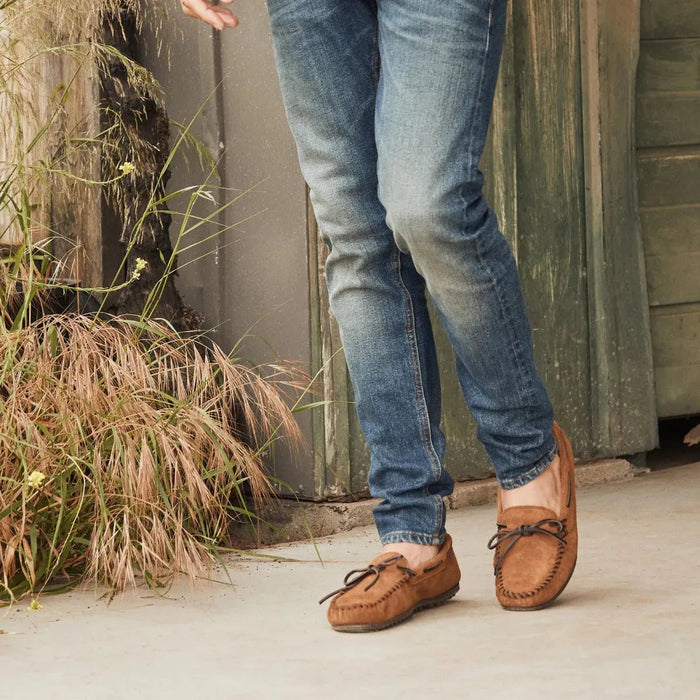 Minnetonka Classic Moc - Mens Moccasin - Hatcountry