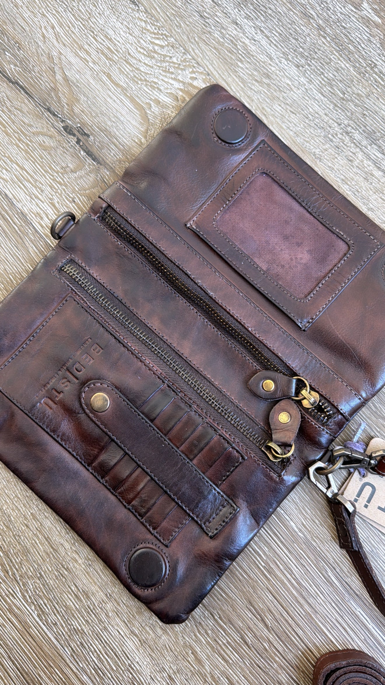 Bedstu Cadence EM, Teak Dip Dye