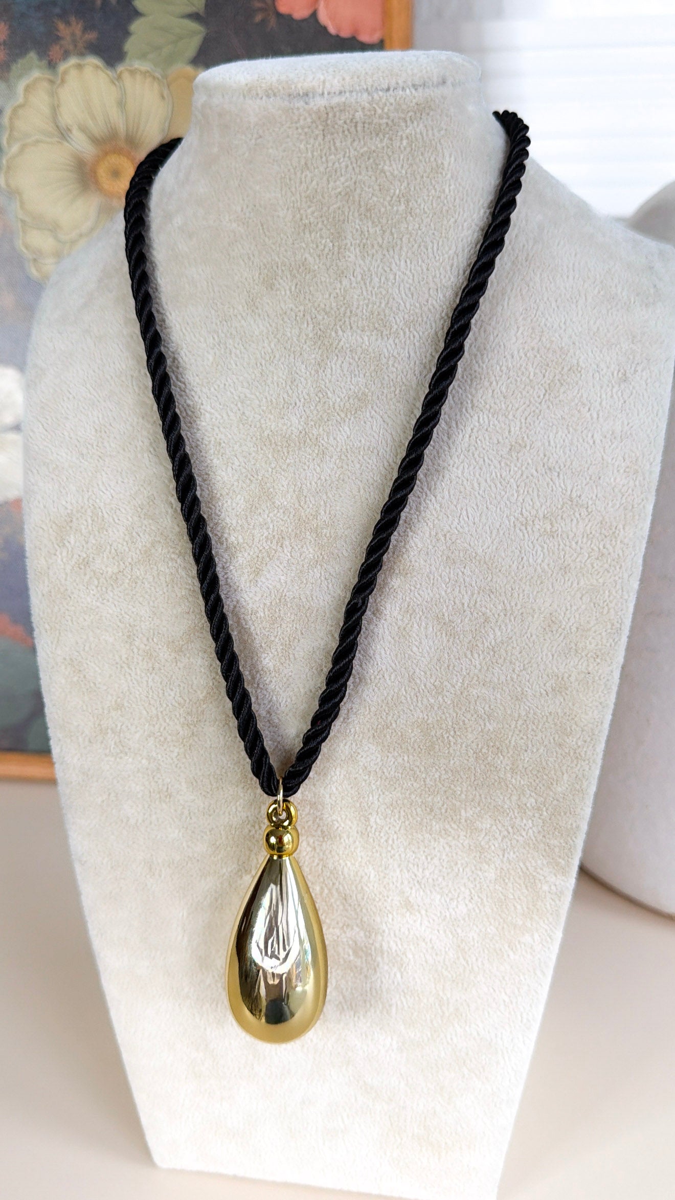 Drip Rope Necklace
