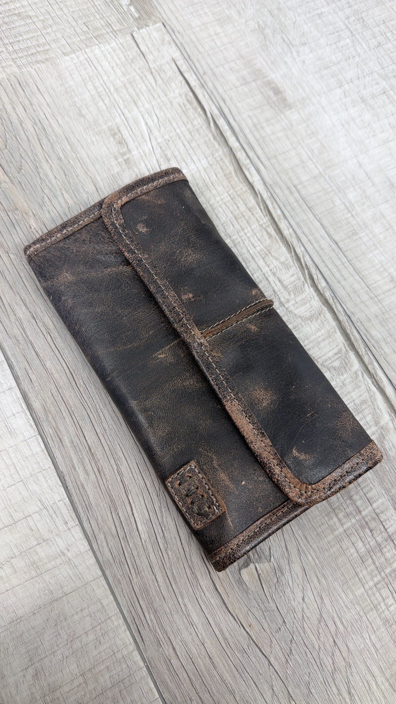 Bedstu Canton, Black Lux