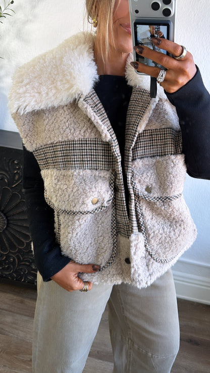 Mileigh Sherpa Vest, Tan