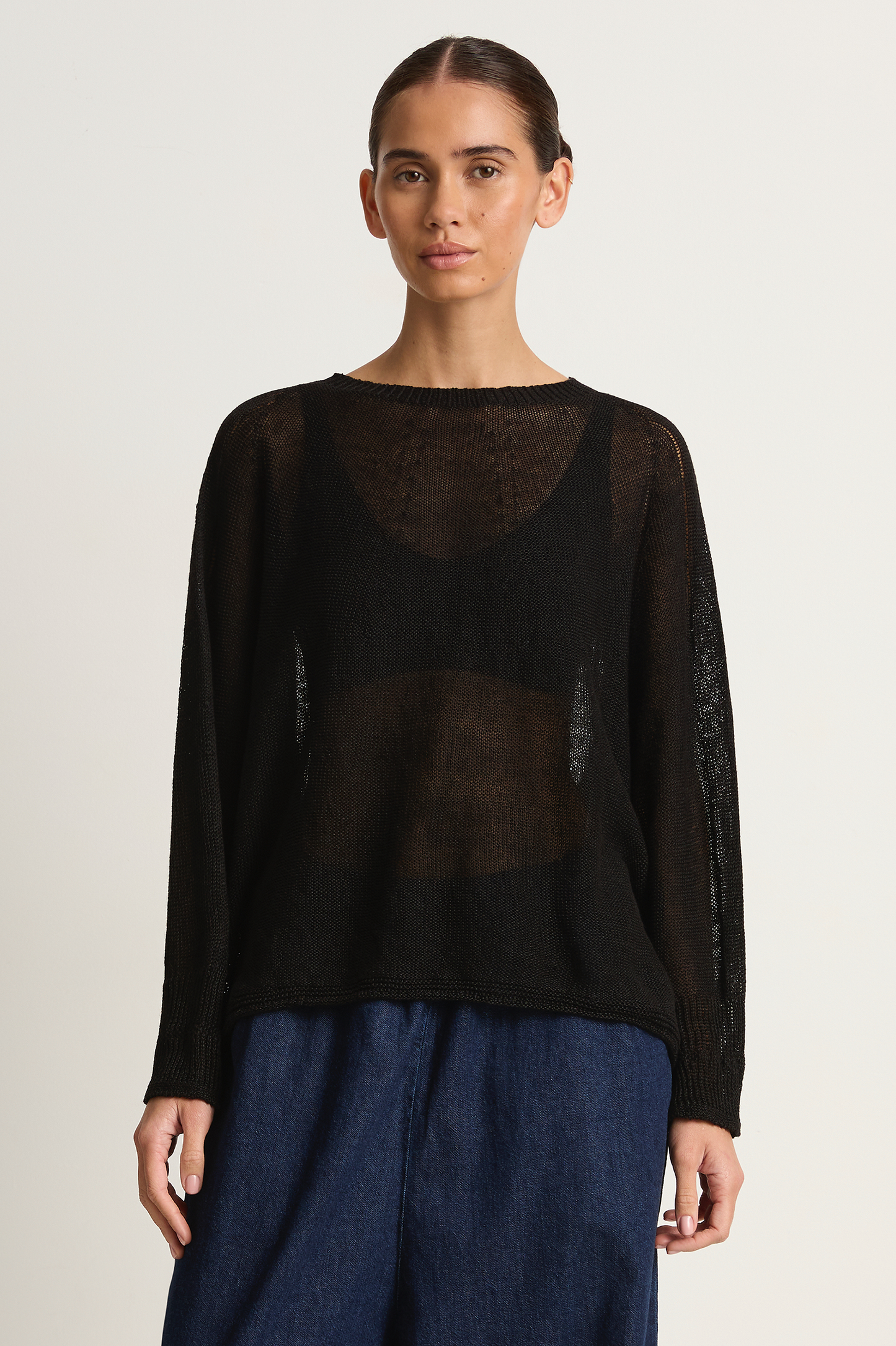 Pas De Calais Normandy Linen Crew Neck Pullover - Black