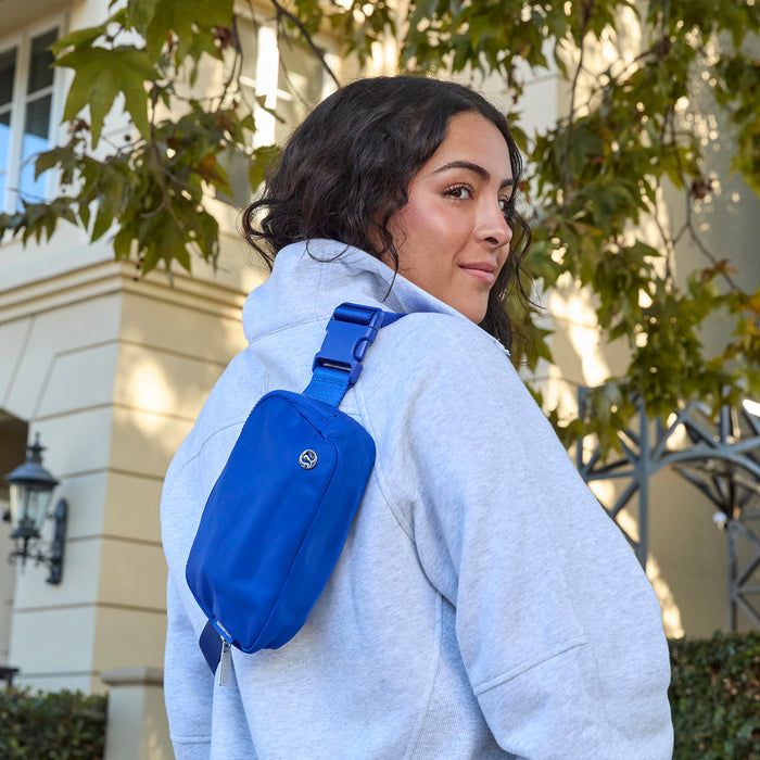 Alpha Omega Epsilon lululemon Everywhere Belt Bag - College Cobalt