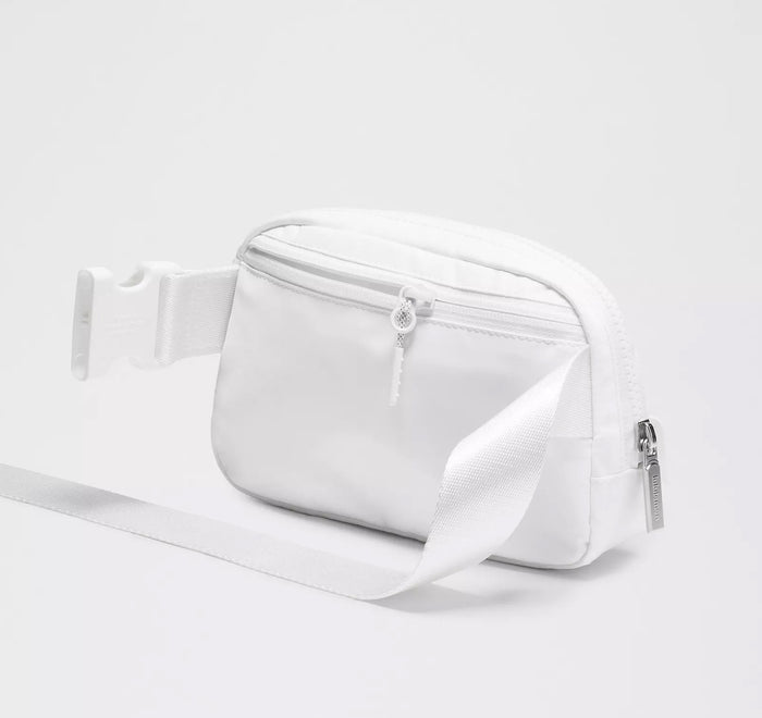 Alpha Phi lululemon Everywhere Belt Bag - White