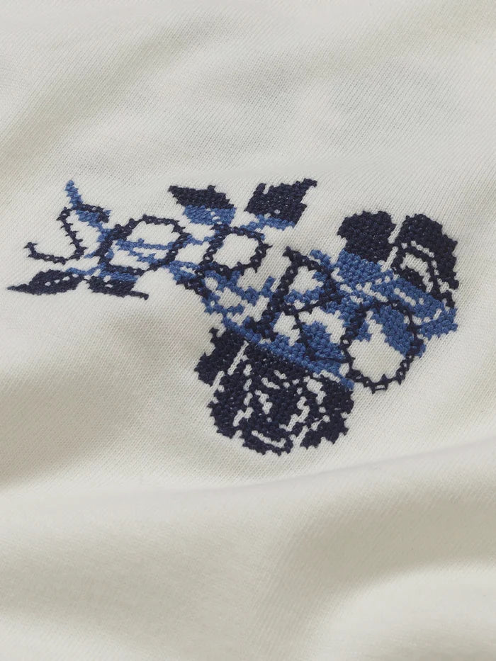 Camiseta Over Flores de Casa