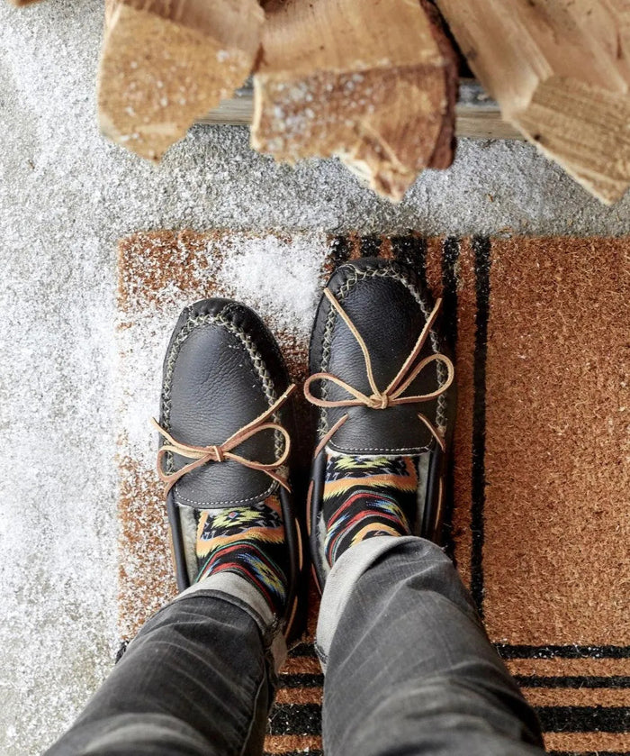 Minnetonka Sheepskin Moose Slipper - Mens Slippers - Hatcountry