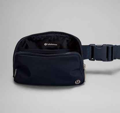 Phi Sigma Sigma lululemon Everywhere Belt Bag - Navy