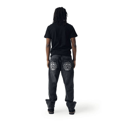 TEE THE REDEEMER BLACK - Four Street